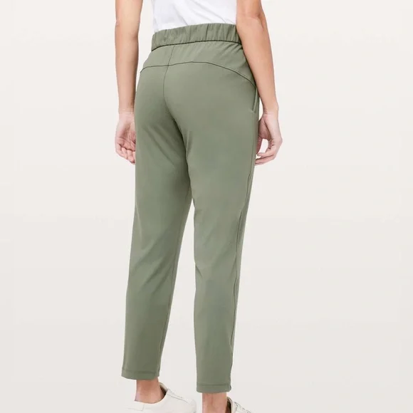 lululemon athletica Olive Ankle Pants - Picture 4 of 6